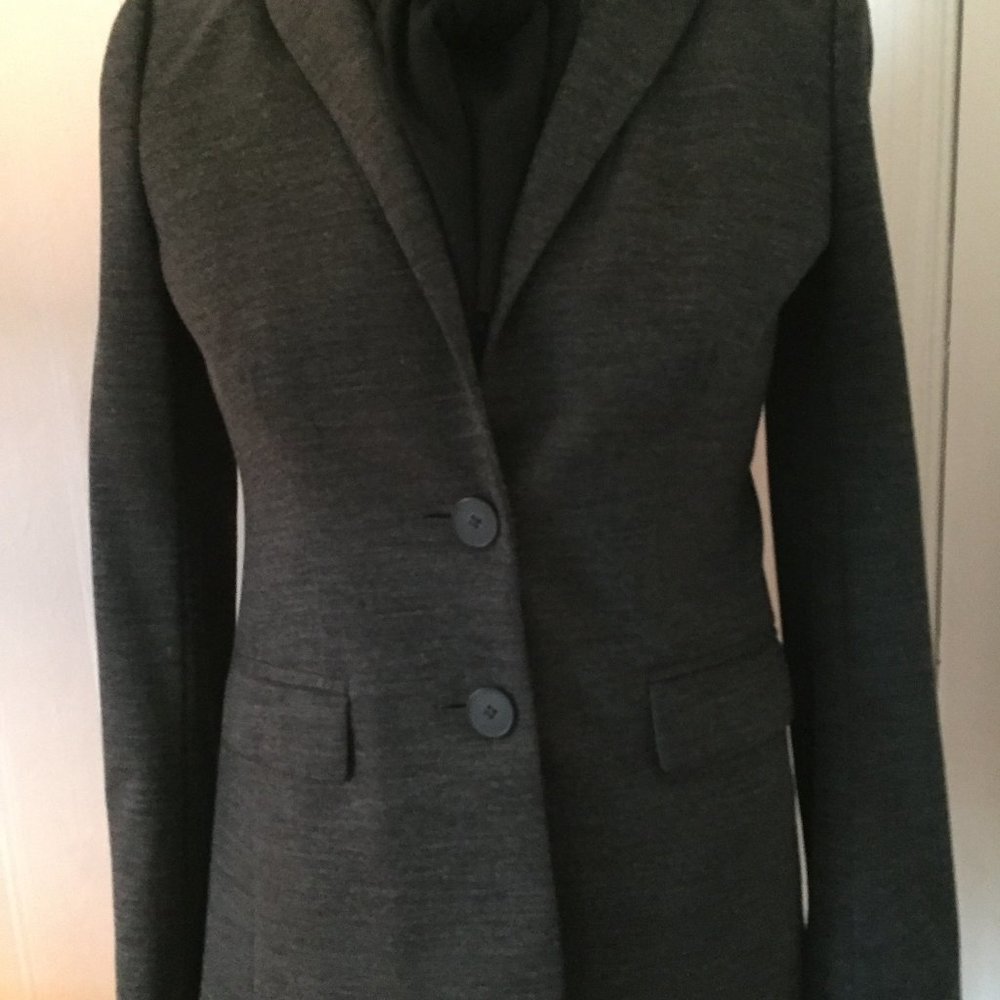 ANN TAYLOR CLASSIC JACKET all season sz 2P
